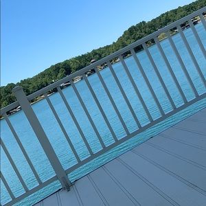 Meet your Posher, Connor